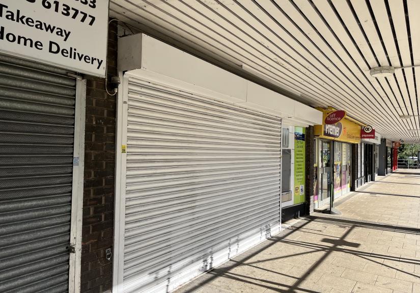 6 Furnace Parade, Furnace Green, Crawley RH10 6NX Graves Jenkins